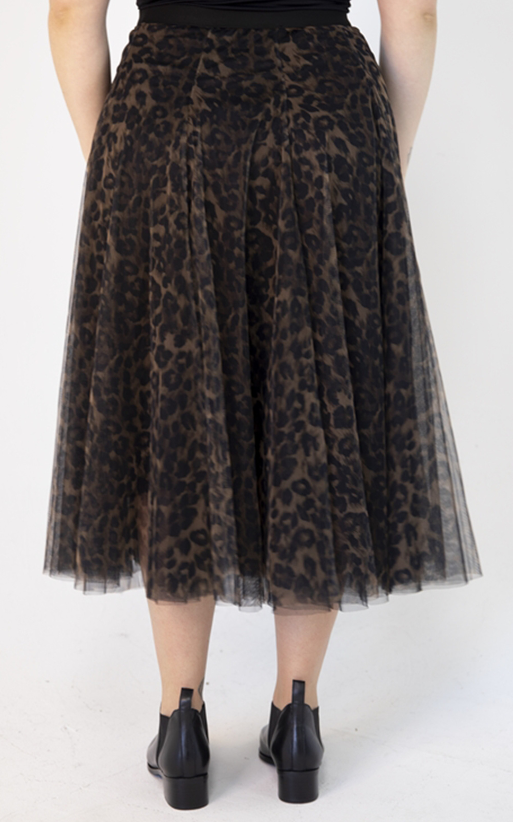 Tulle Skirt product photo.