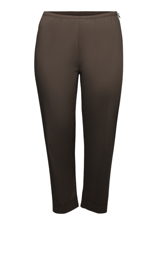 Cropped Pant product photo.