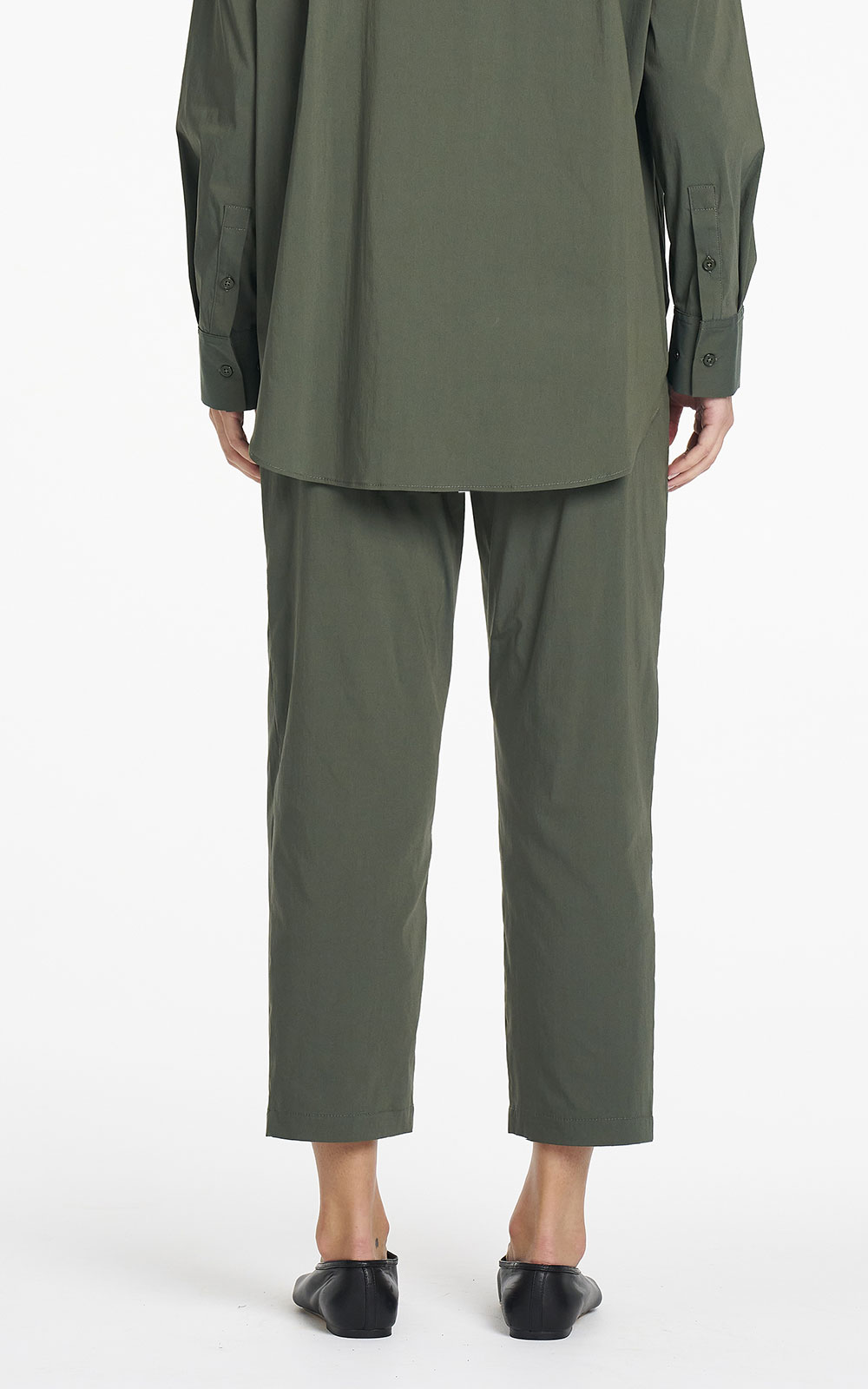 Nomad Pant product photo.