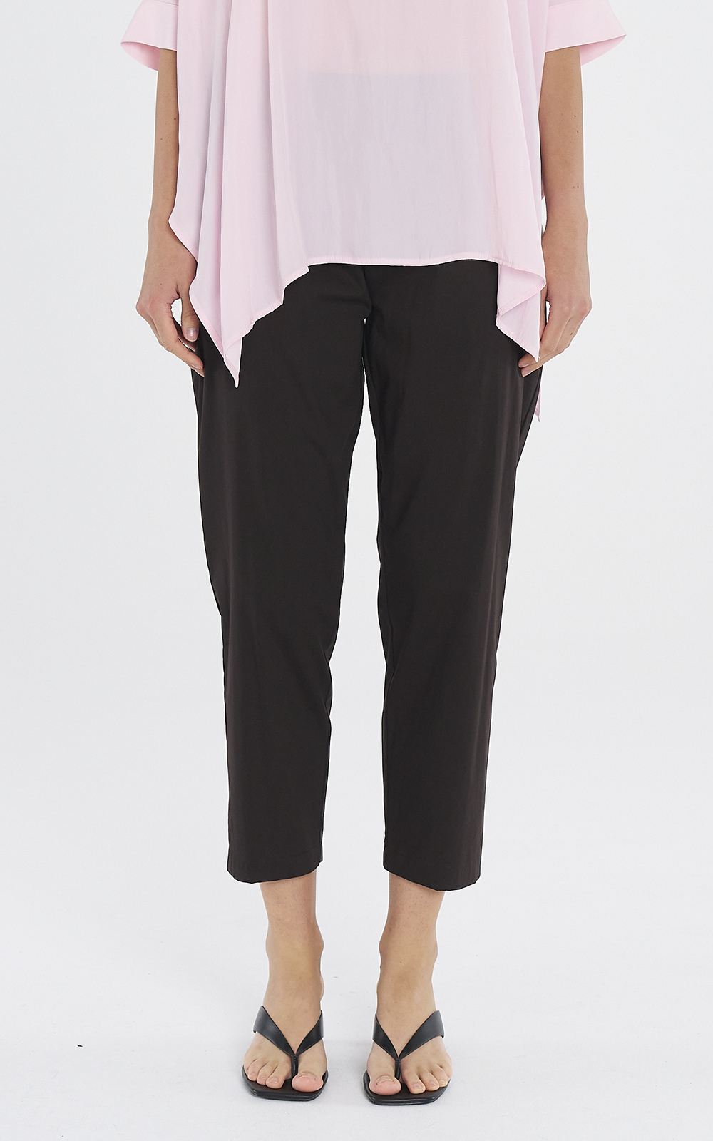 Nomad Pant product photo.