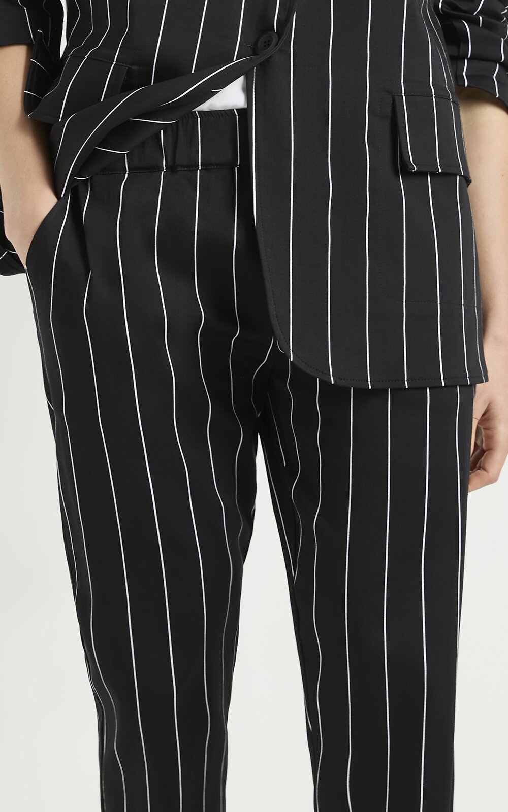 Nomad Pant product photo.