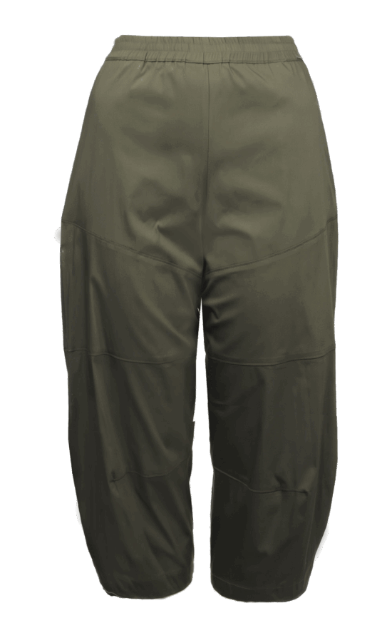 Cropped  Tuscan Pant product photo.