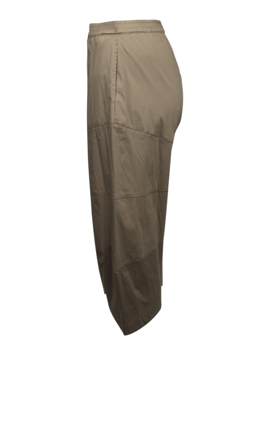 Cropped Tuscan Pant product photo.