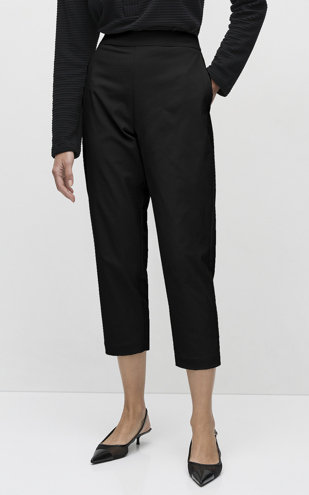 Tapered Flat Pant product photo.