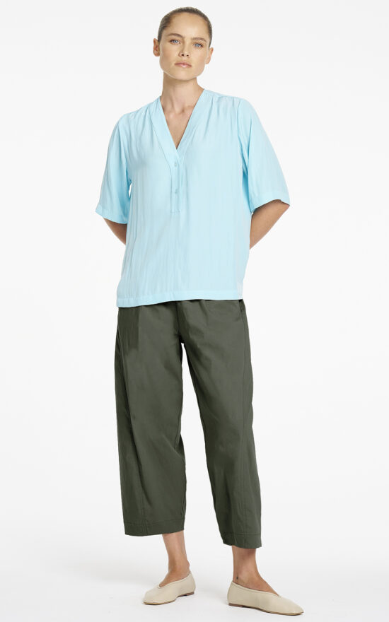 Cross Pant product photo.