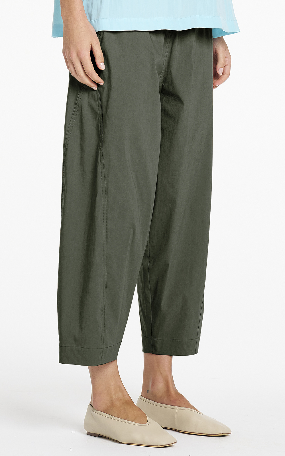Cross Pant product photo.