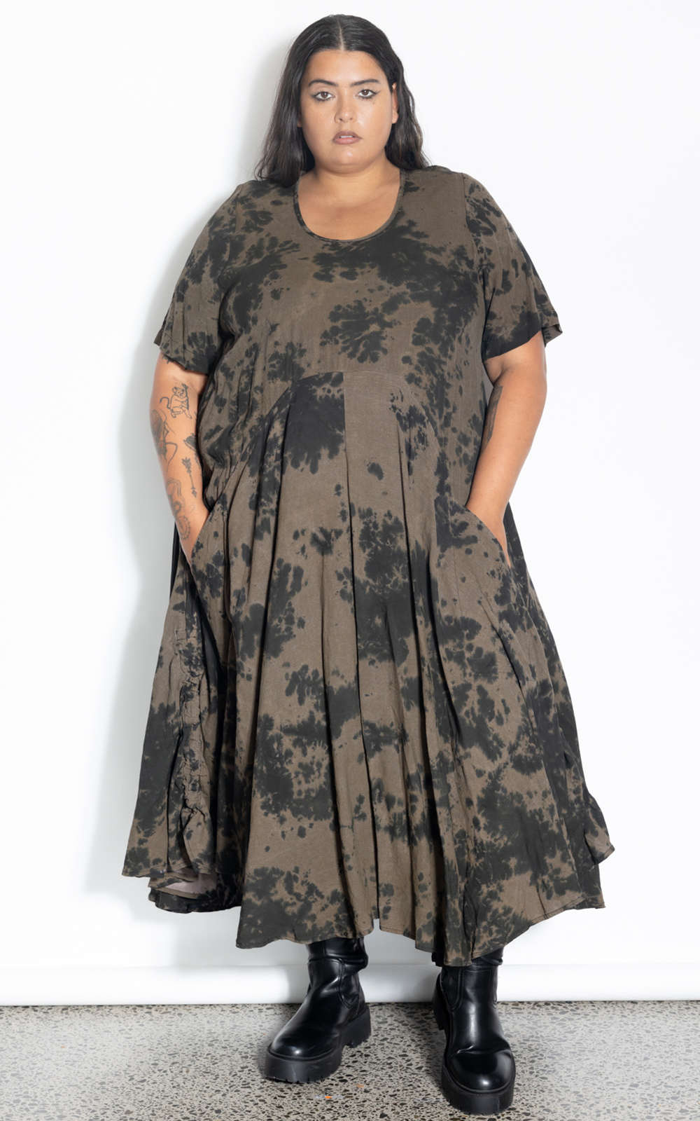 Kate Dress product photo.