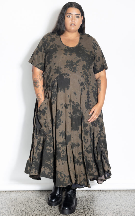 Kate Dress product photo.