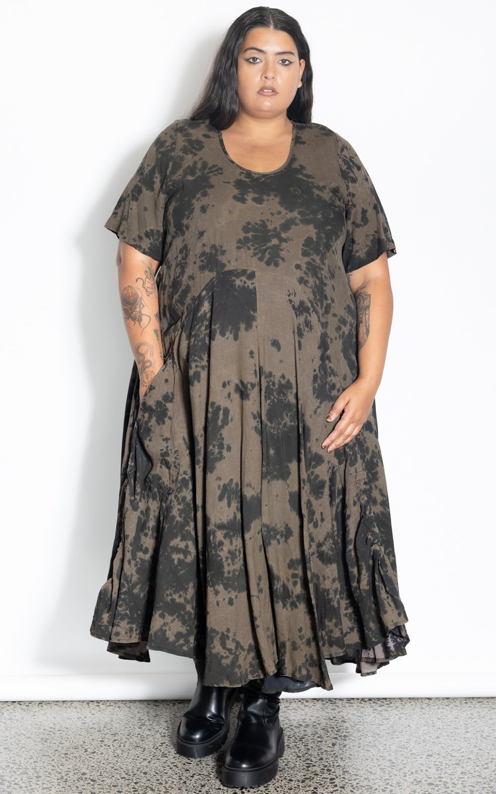 Kate Dress product photo.