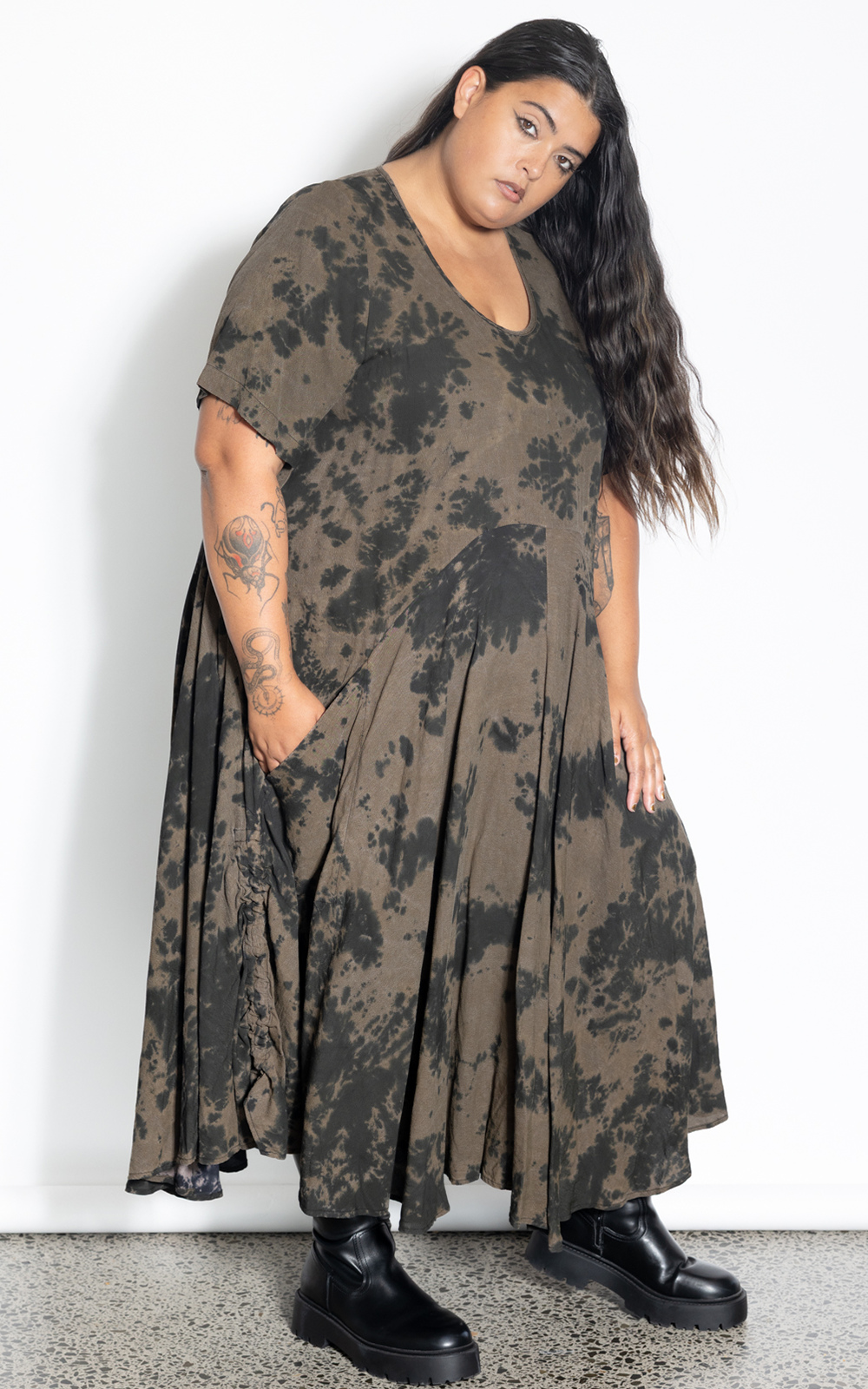 Kate Dress product photo.