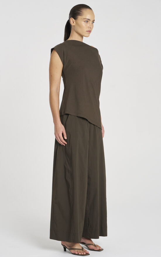 Wide Cross Pant product photo.