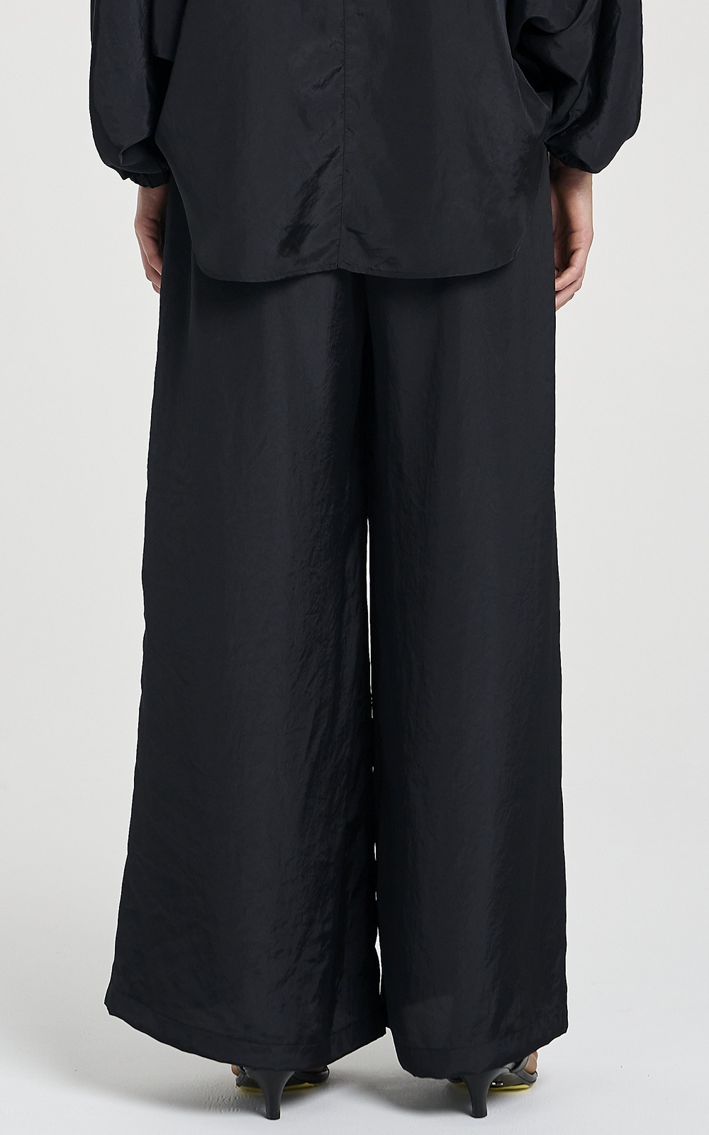 Soft Studio Pant  product photo.