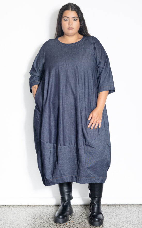 Elsey Dress product photo.