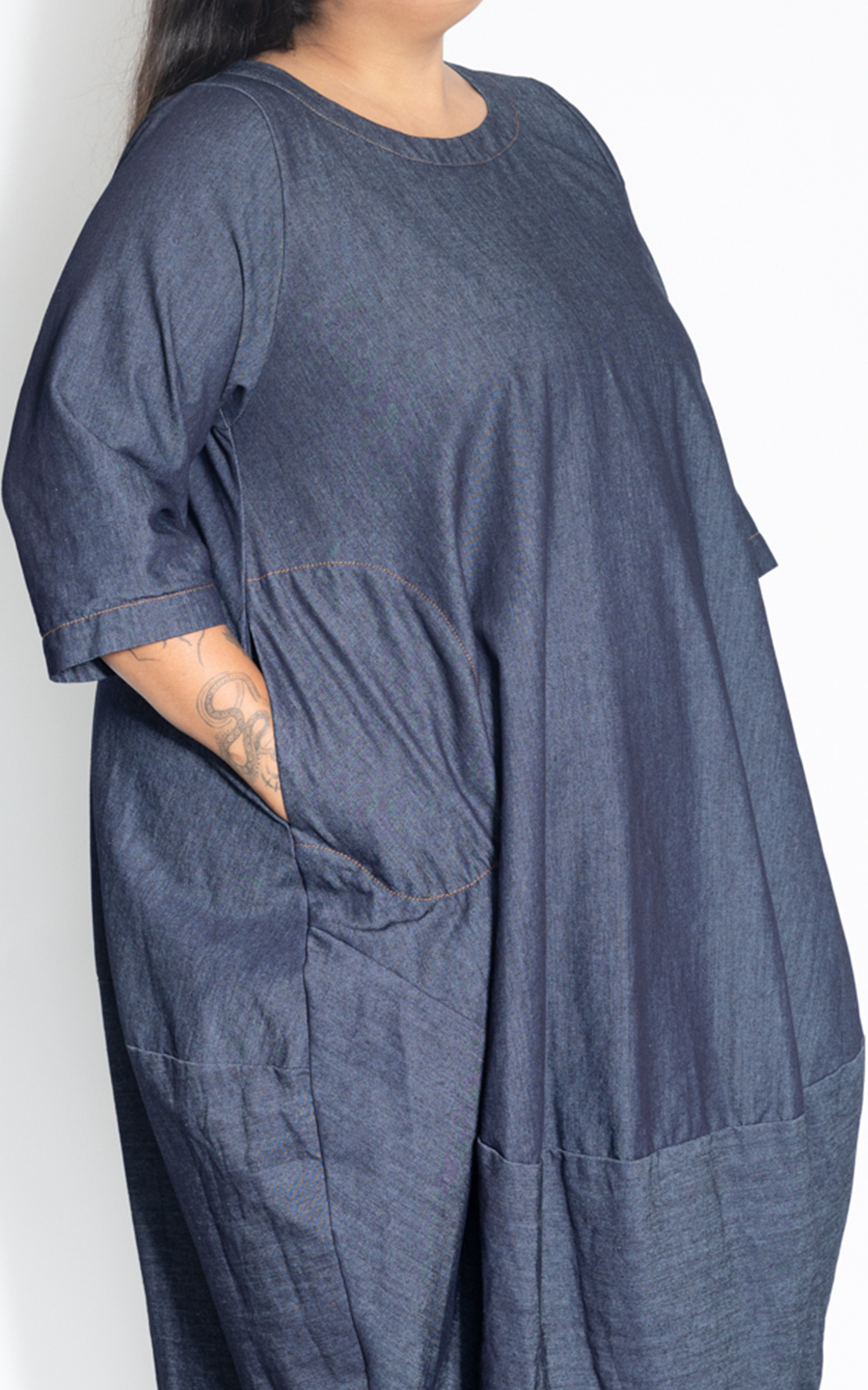 Elsey Dress product photo.