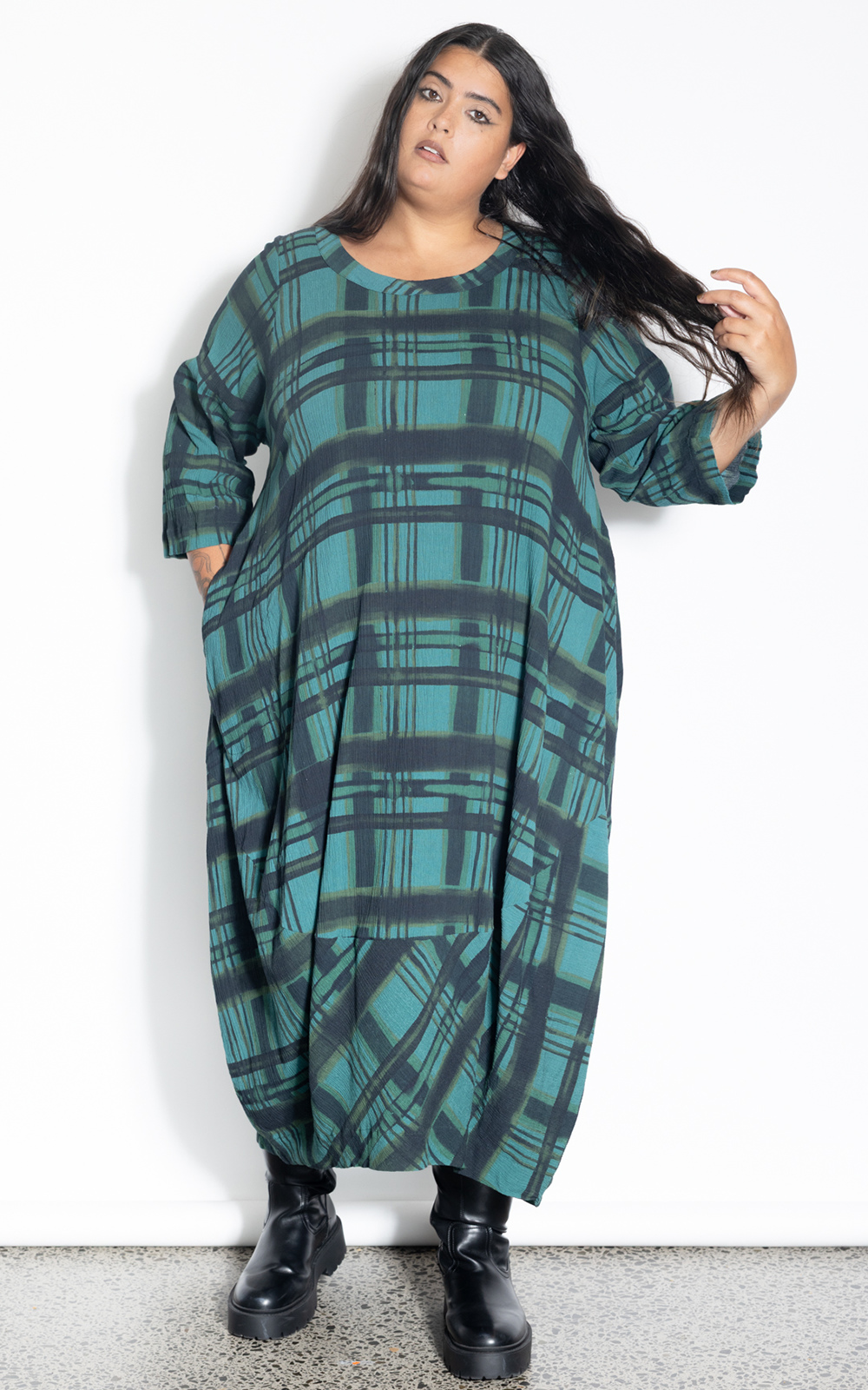 Elsey Dress product photo.