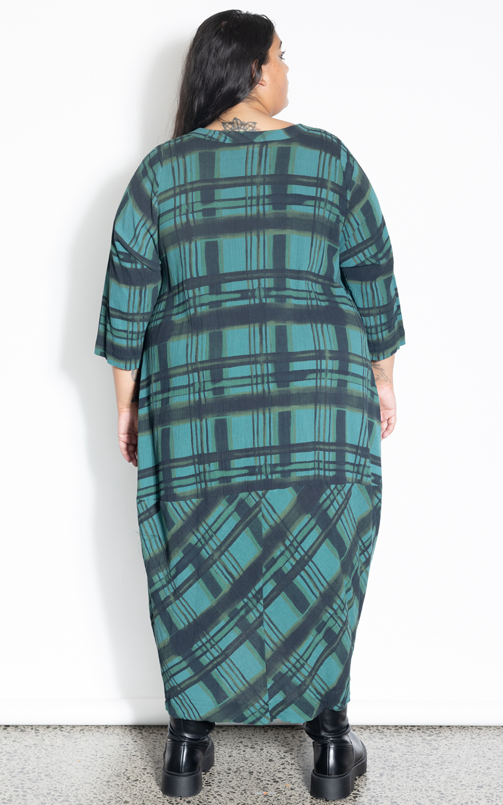 Elsey Dress product photo.