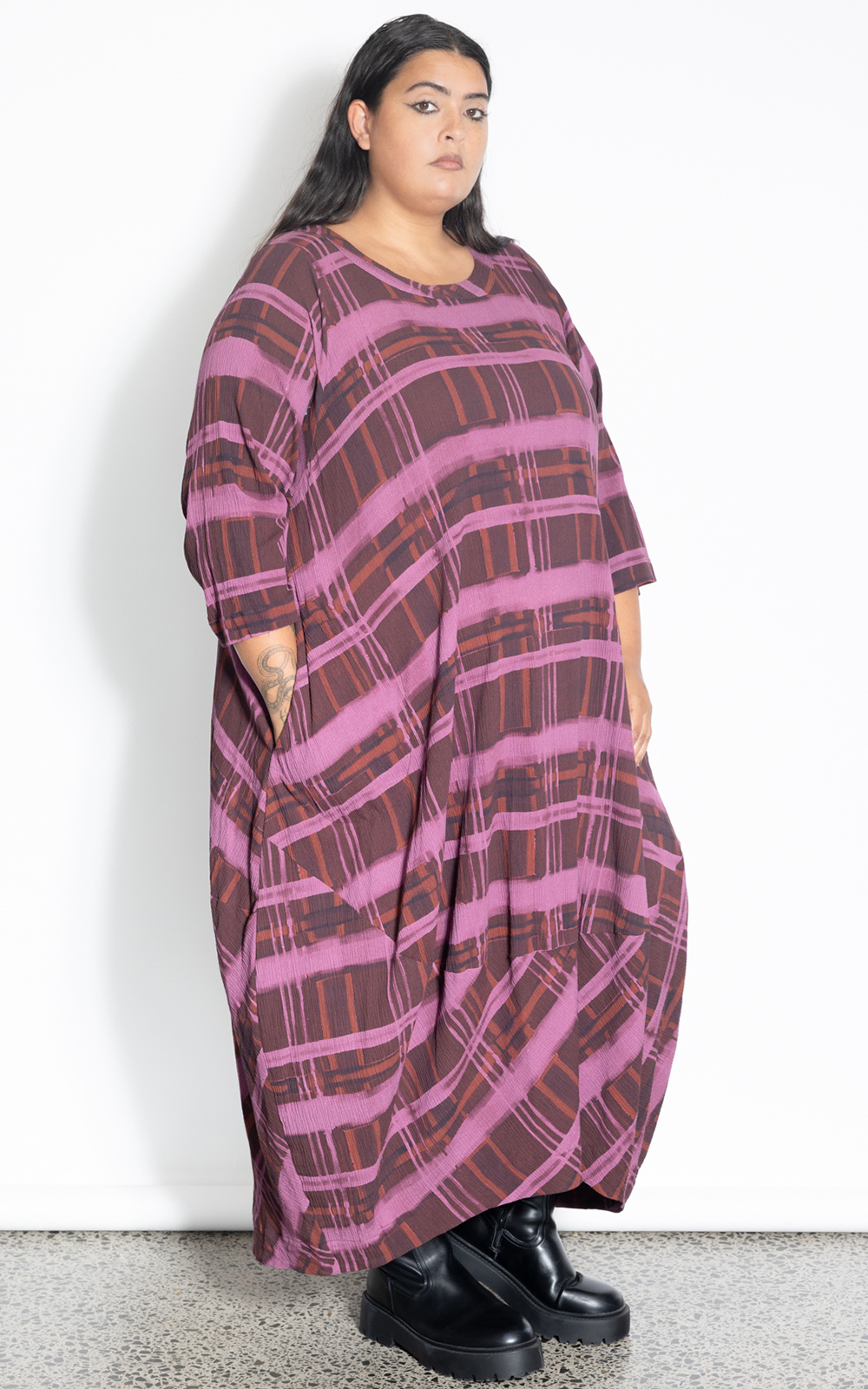 Elsey Dress product photo.