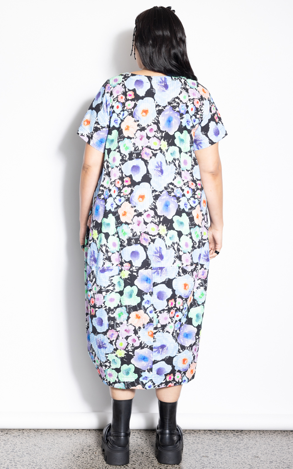 Elsey Dress product photo.