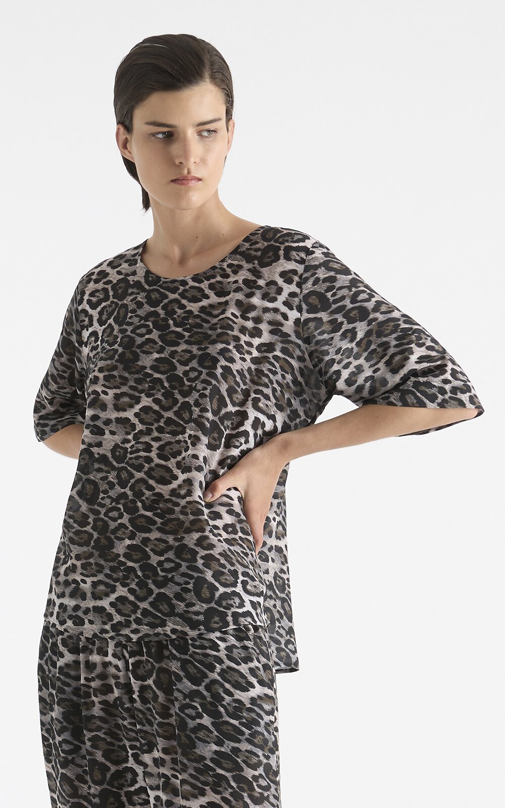 Plaza T product photo.