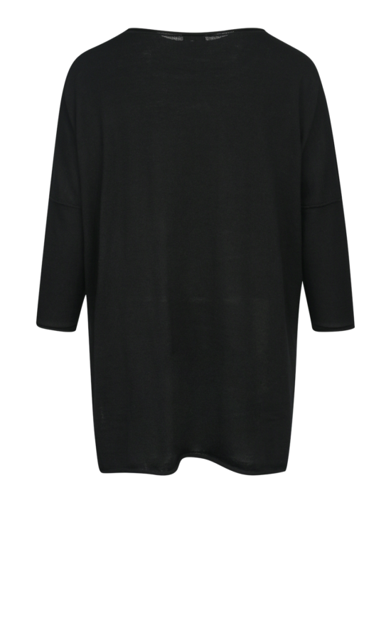 3/4 Sleeve Jumper product photo.