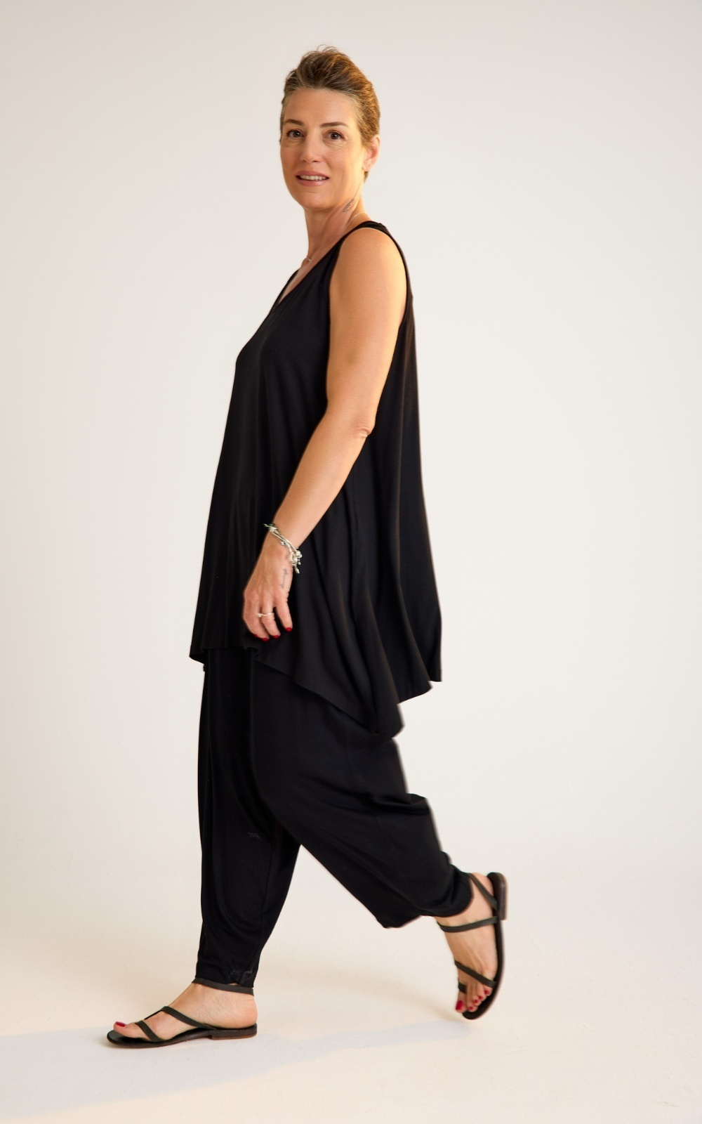 Cappadocia Layer Singlet product photo.