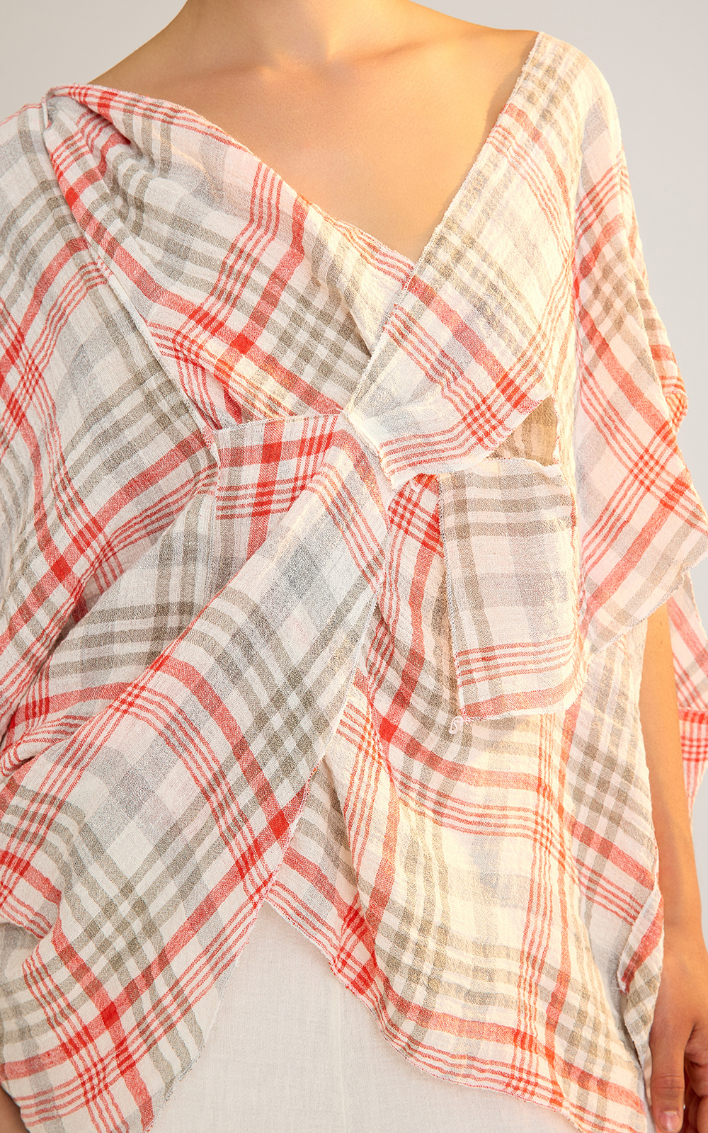 Antalya Intricacy Top  product photo.