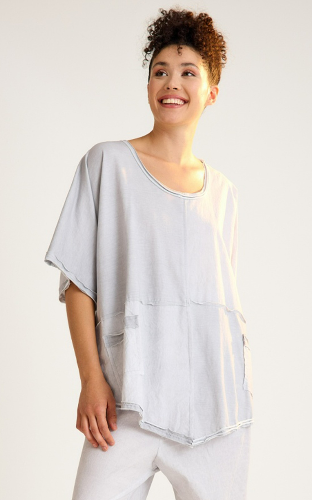 Pamukkale Pocket Tee product photo.