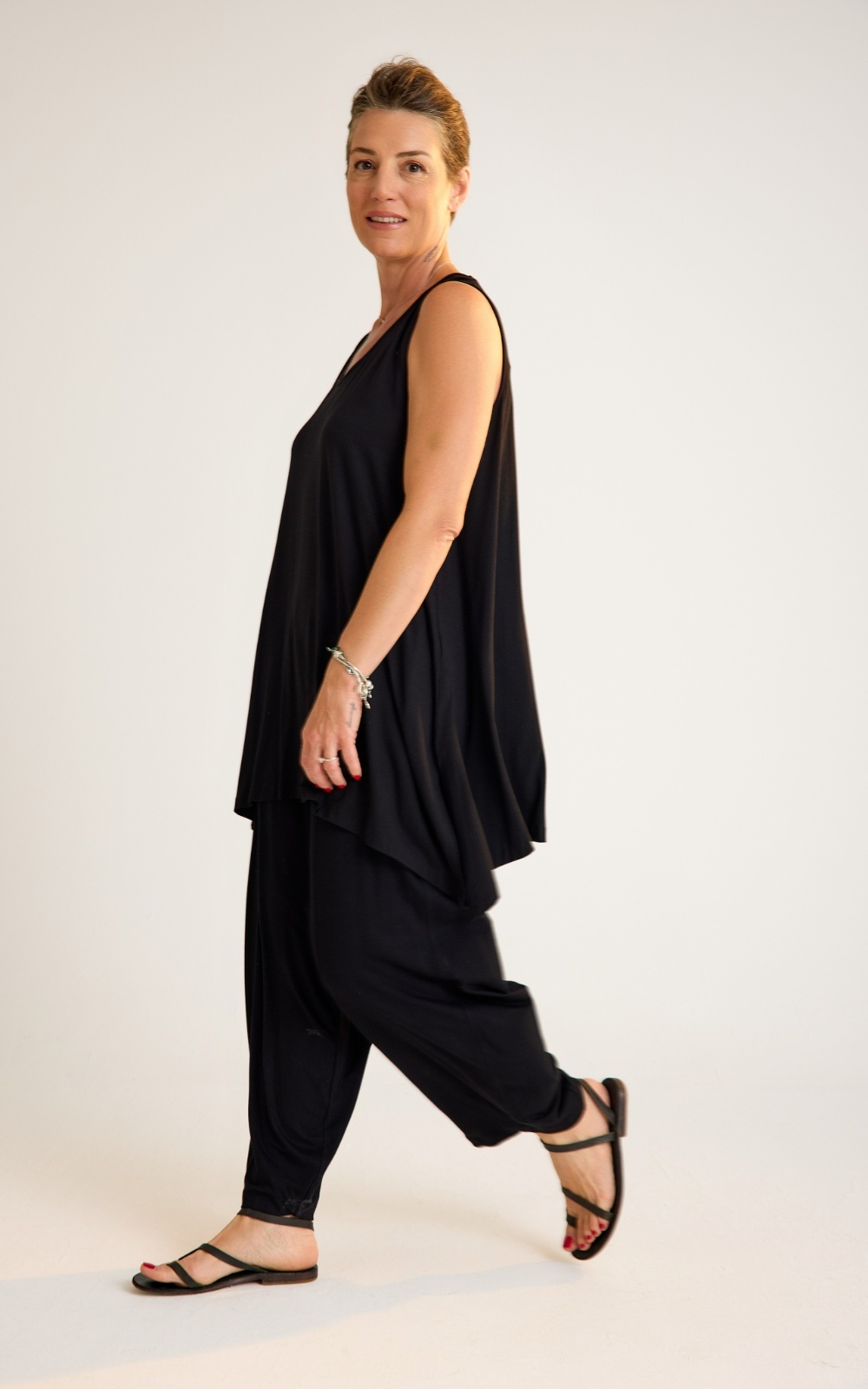 Cappadocia Layer Singlet product photo.