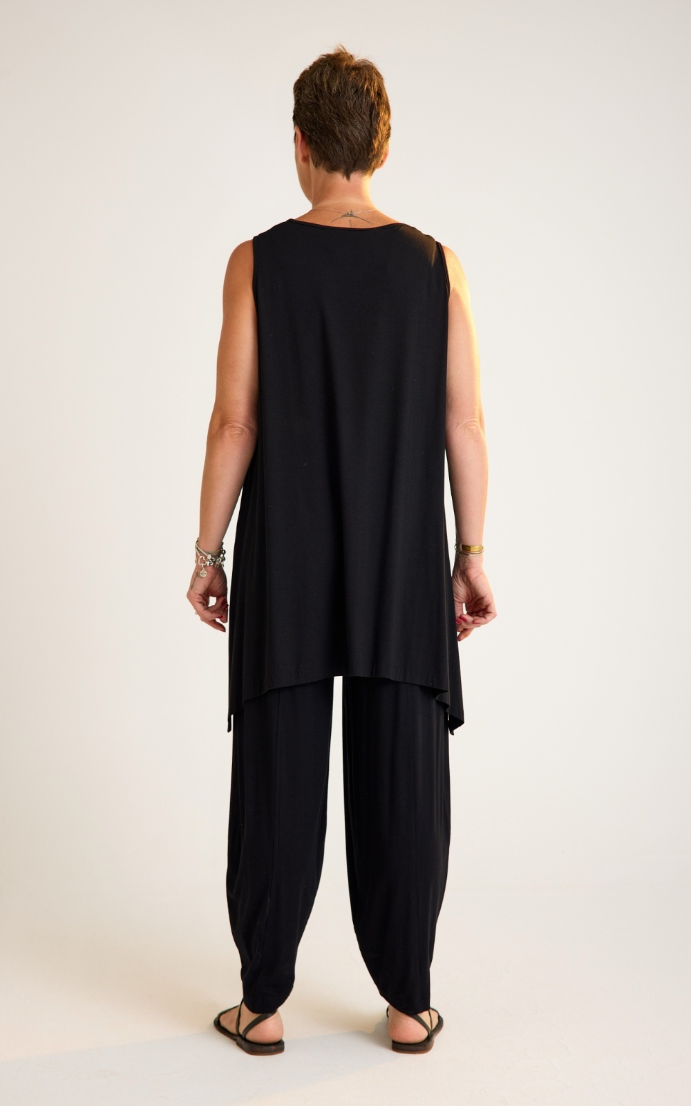 Cappadocia Layer Singlet product photo.