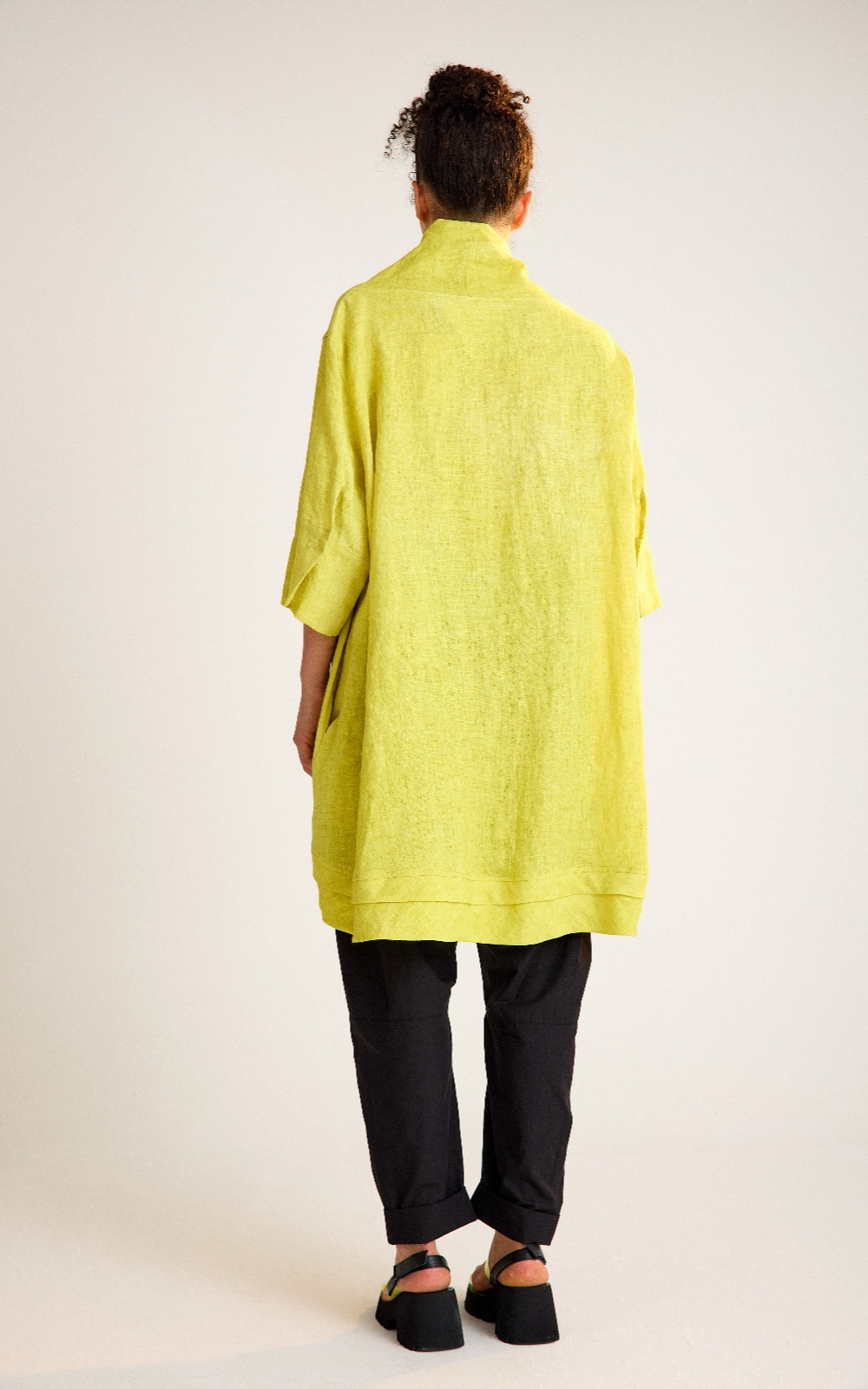 Izmir Pocketed Top product photo.