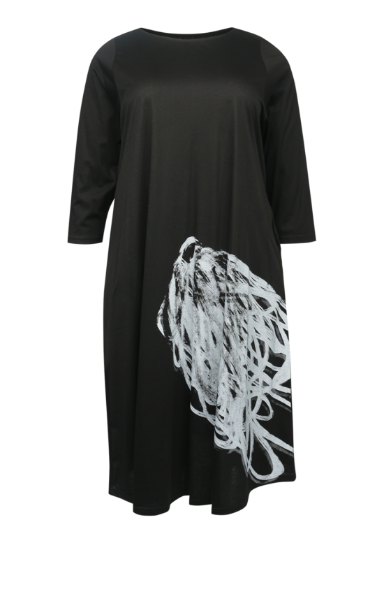 Izumo Dress product photo.