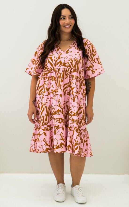Chic Dress In Anika product photo.