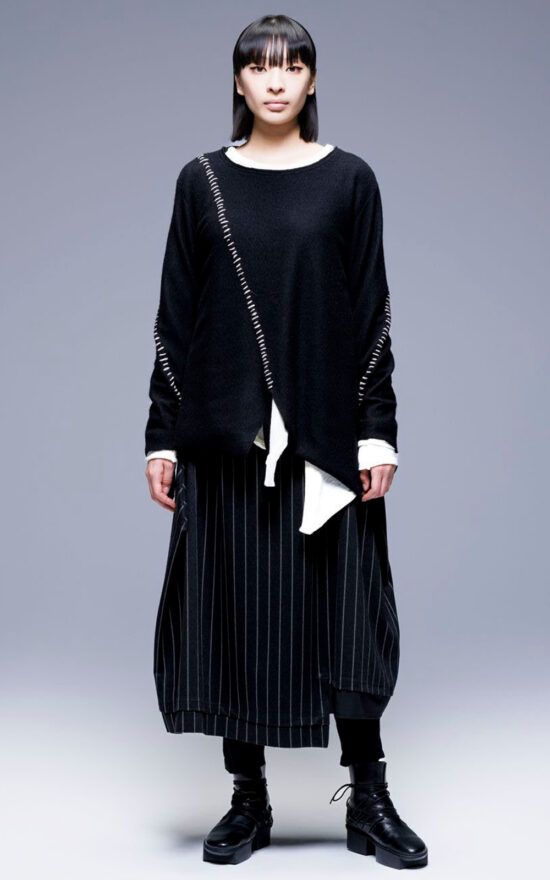 Aida Pullover product photo.