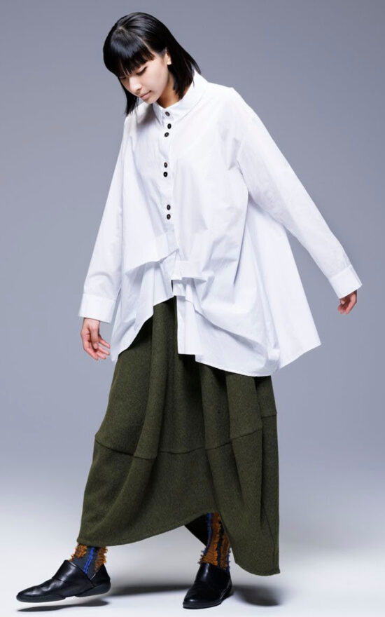 Tenshin Blouse product photo.