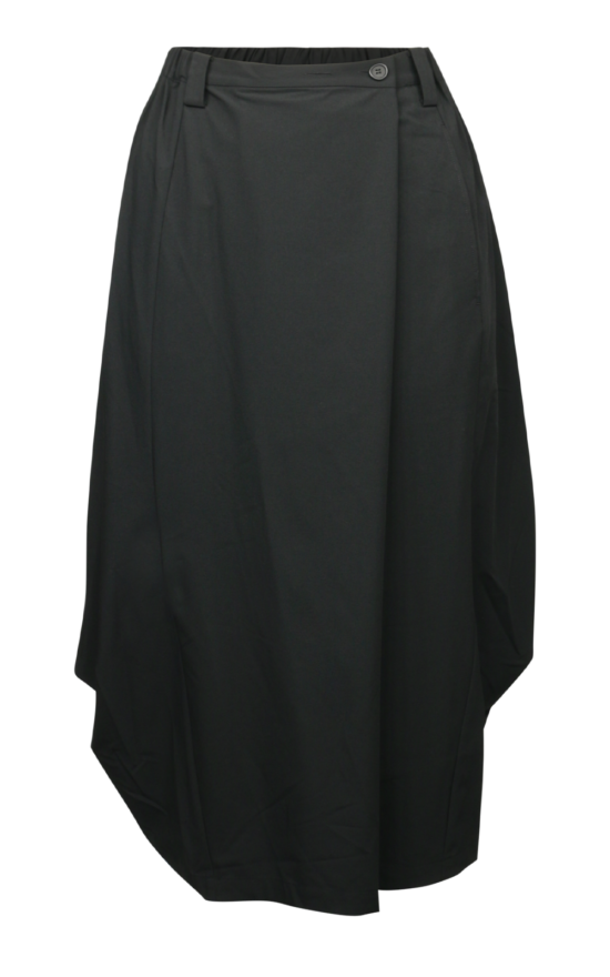 Hokuai Skirt product photo.