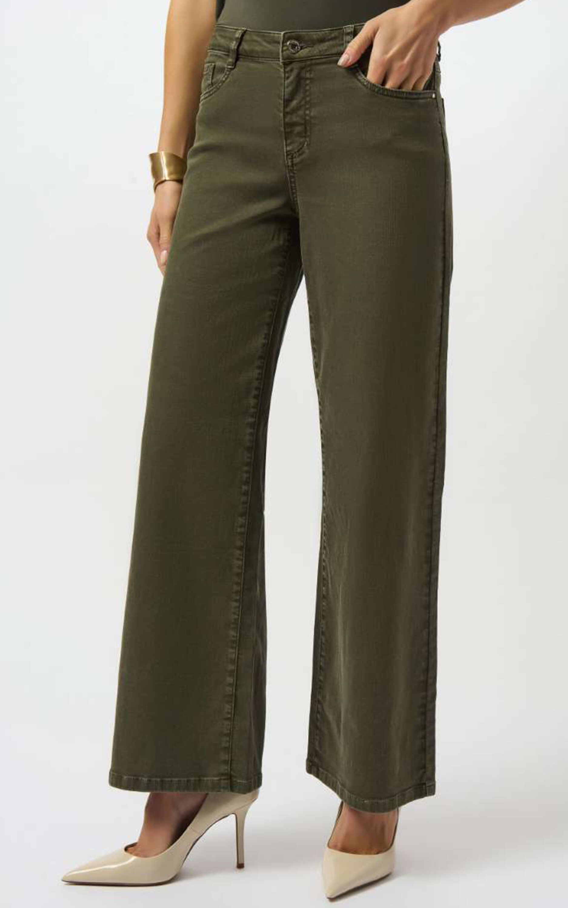 Goldie Wide Leg Jeans product photo.