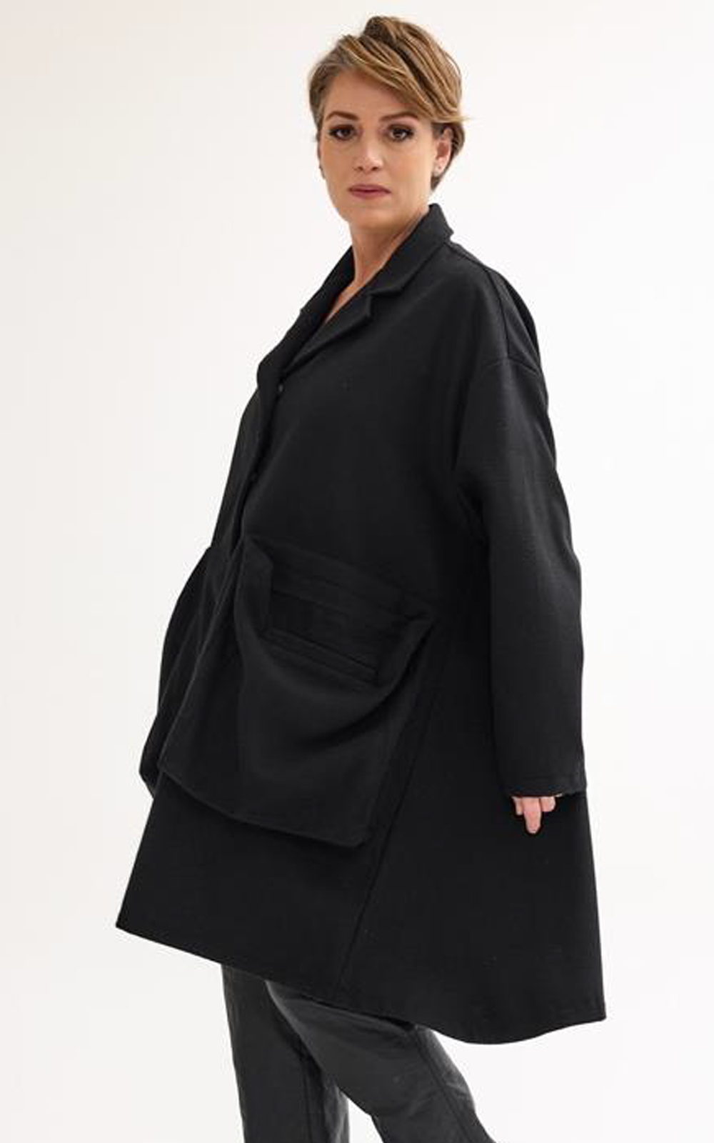 Abant Relaxed Coat product photo.