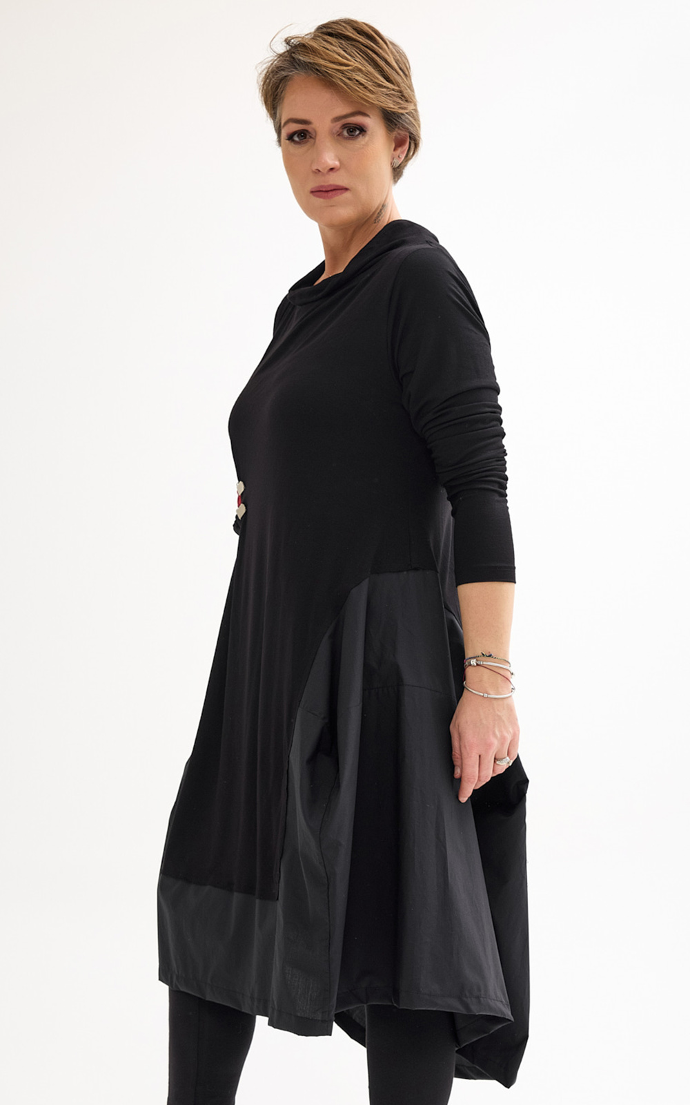 Sivas Capture Dress product photo.