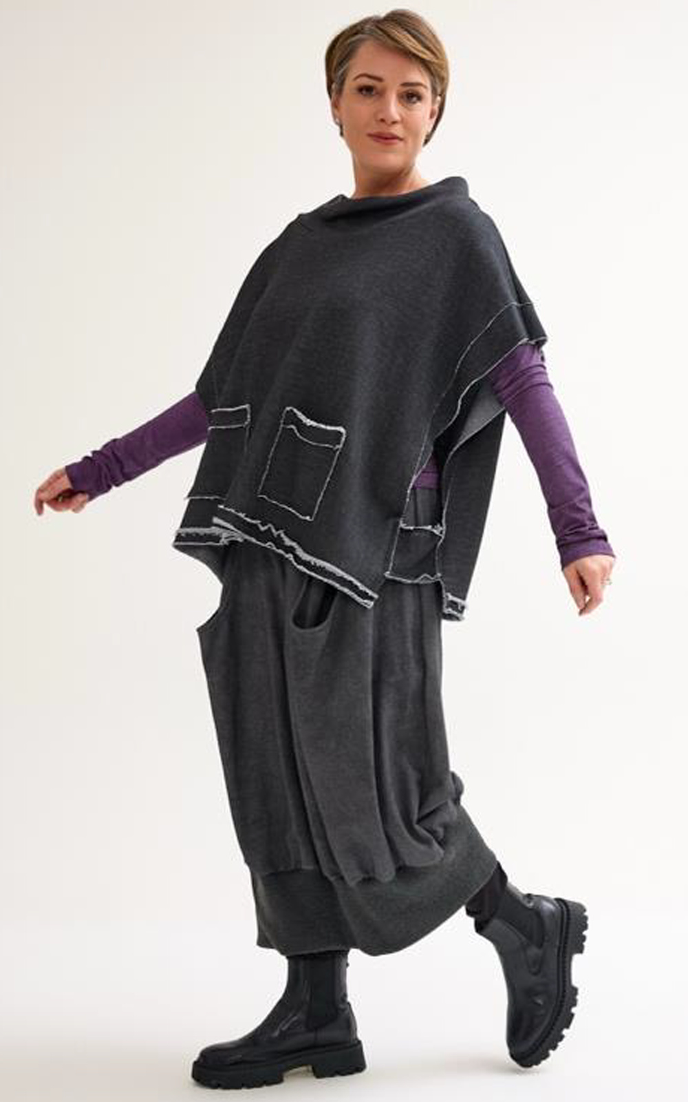 Kars Drop Vest product photo.