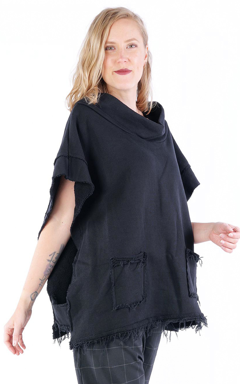 Kars Drop Vest product photo.