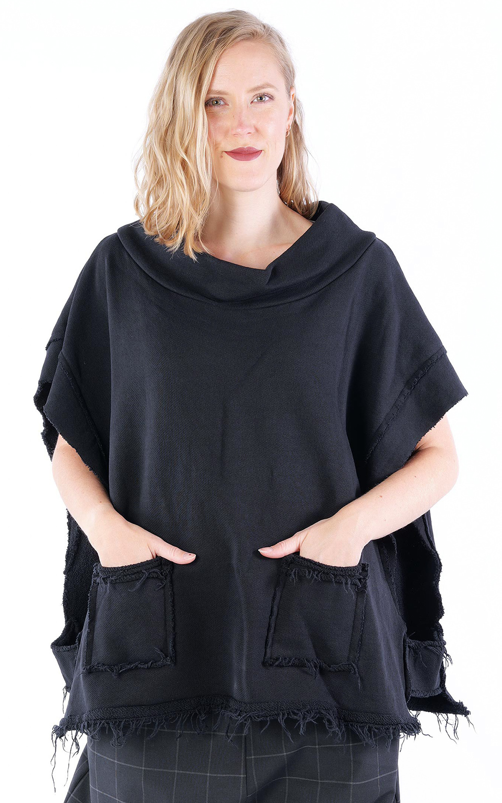 Kars Drop Vest product photo.