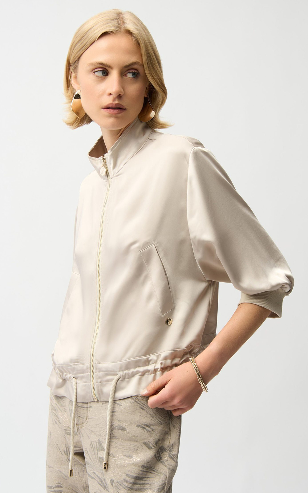 Jacket product photo.