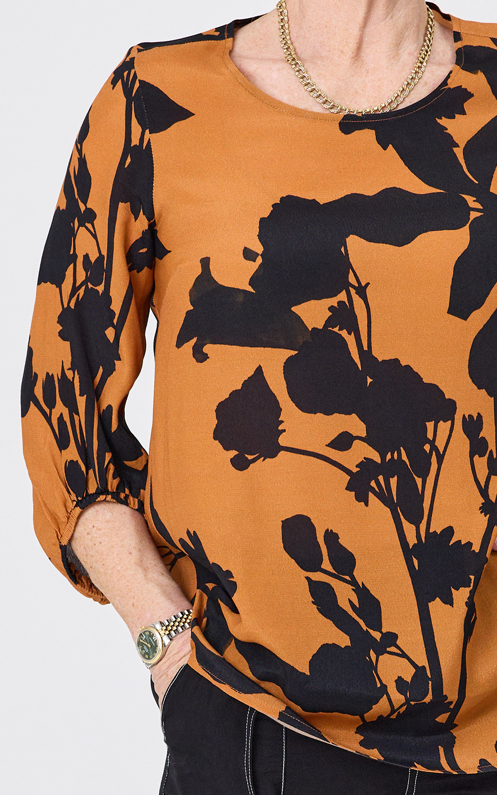 Annette Top  product photo.