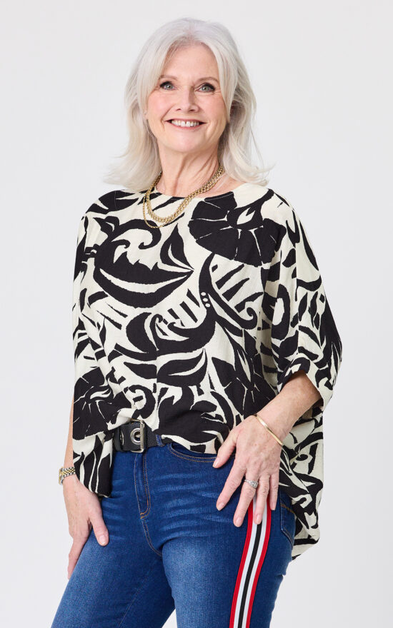 Nora Top  product photo.