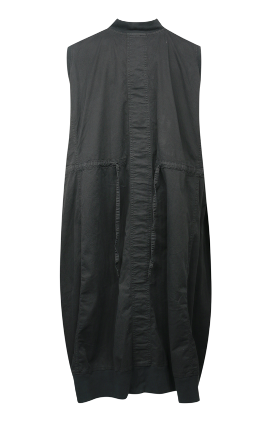 Iris Pocket Dress product photo.