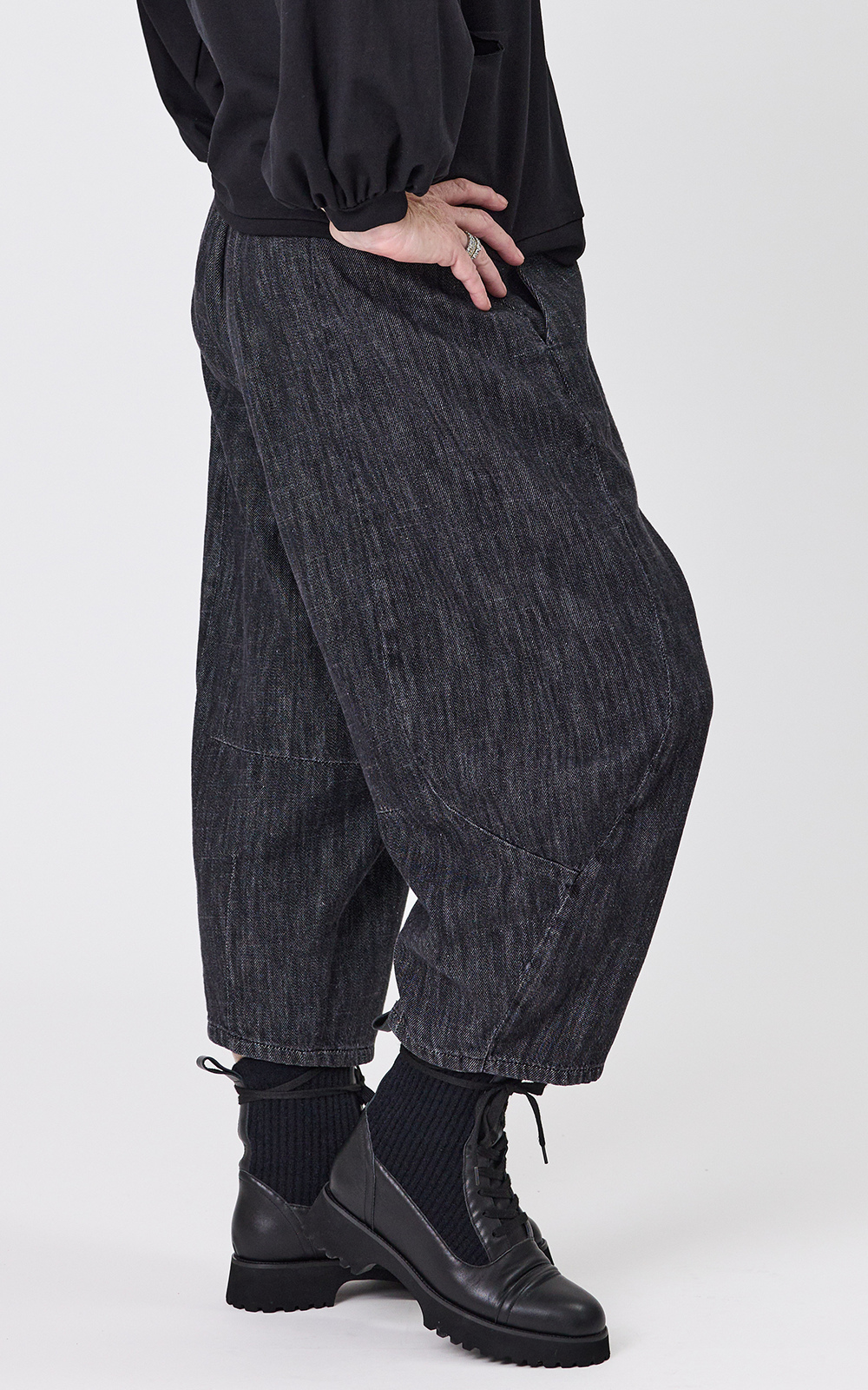 Sonja Pant  product photo.