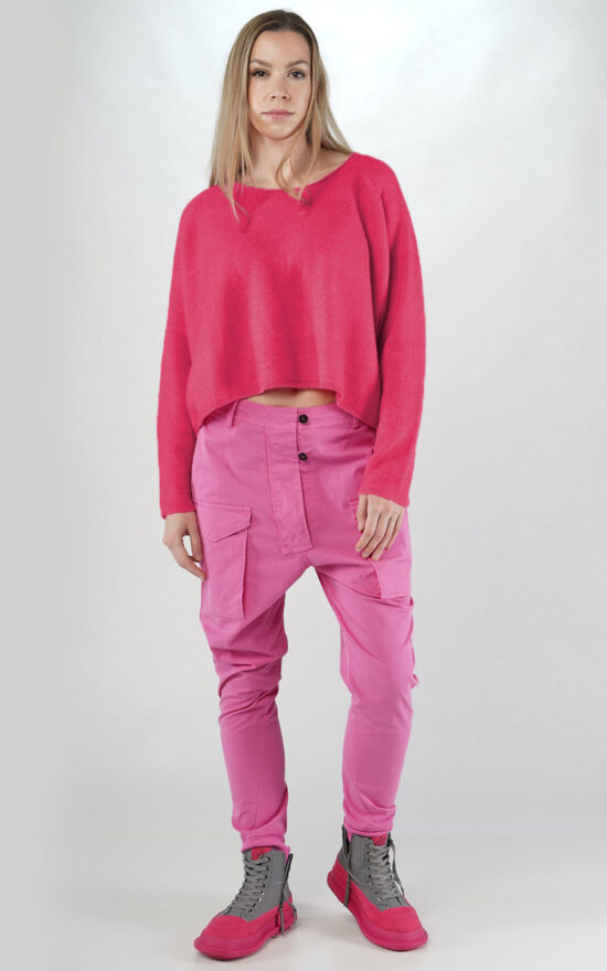 Lily Crew Neck Pullover product photo.