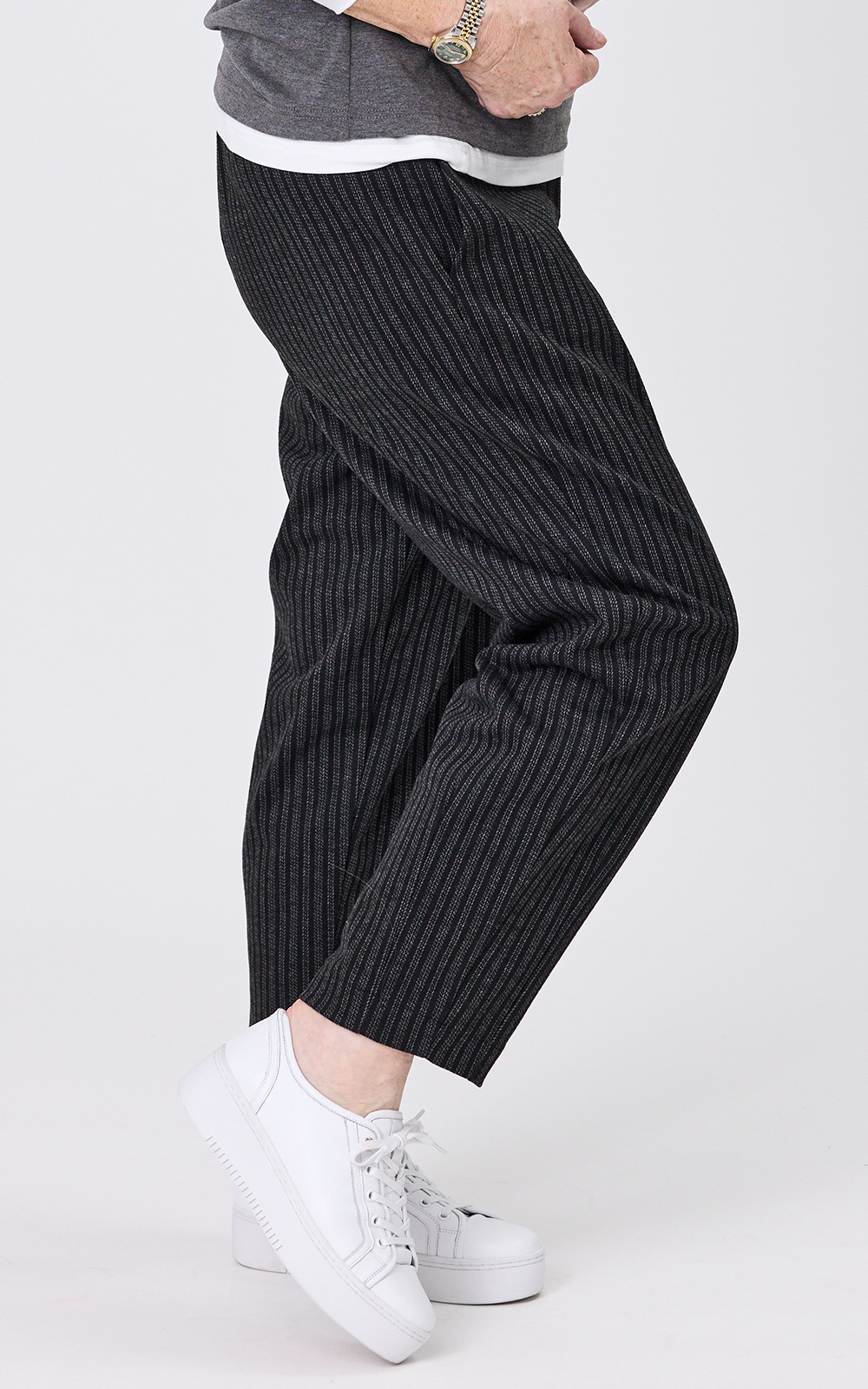 Thora Pant Pinstripe product photo.