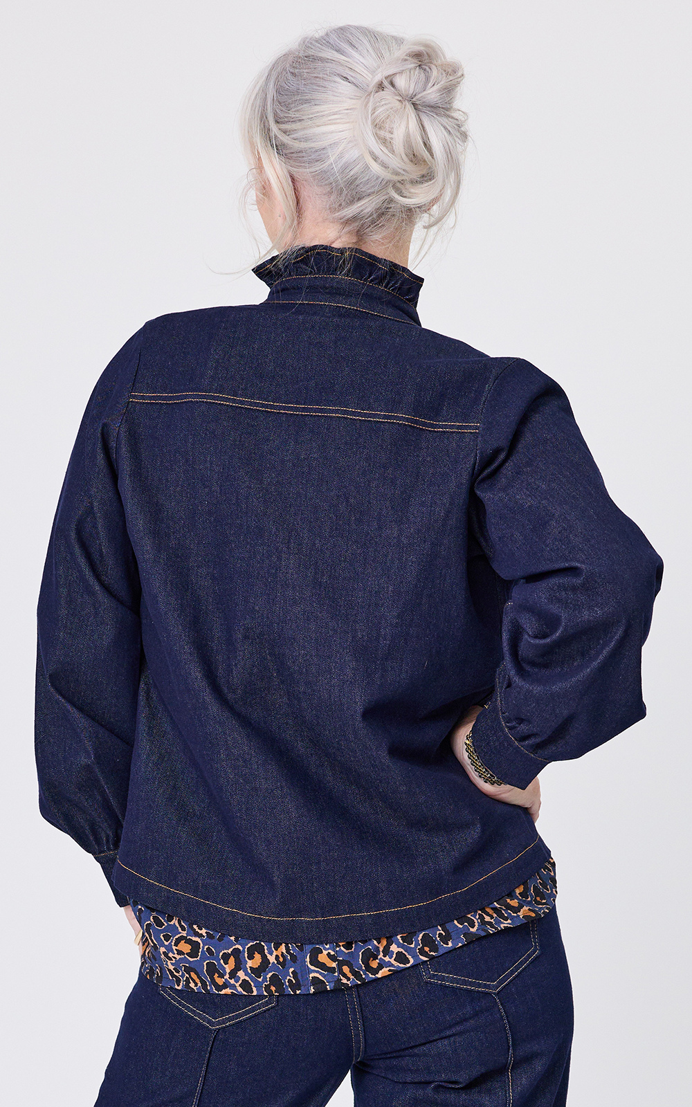 Liv Jacket product photo.