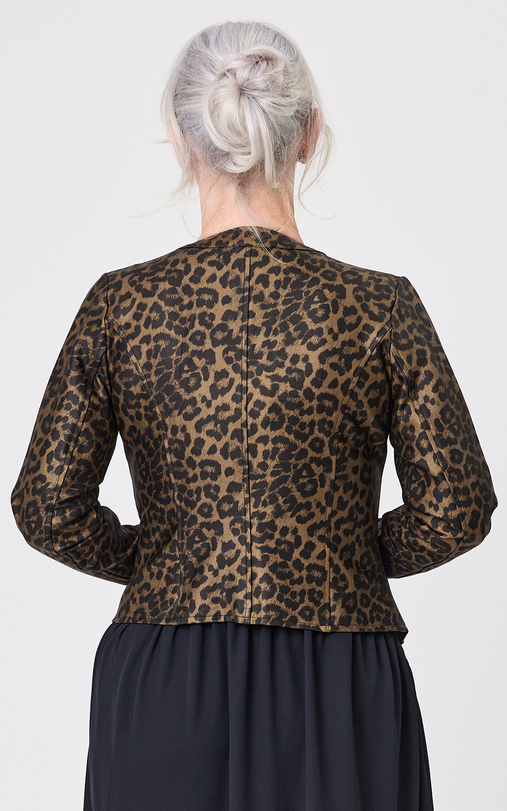 Mika Jacket Leopard product photo.